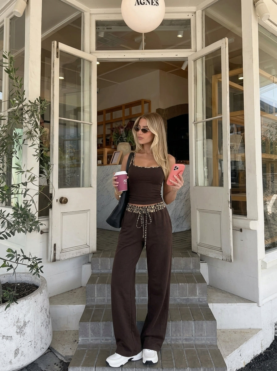 How To Wear Activewear Pants For Women To Work: Office Outfit Ideas