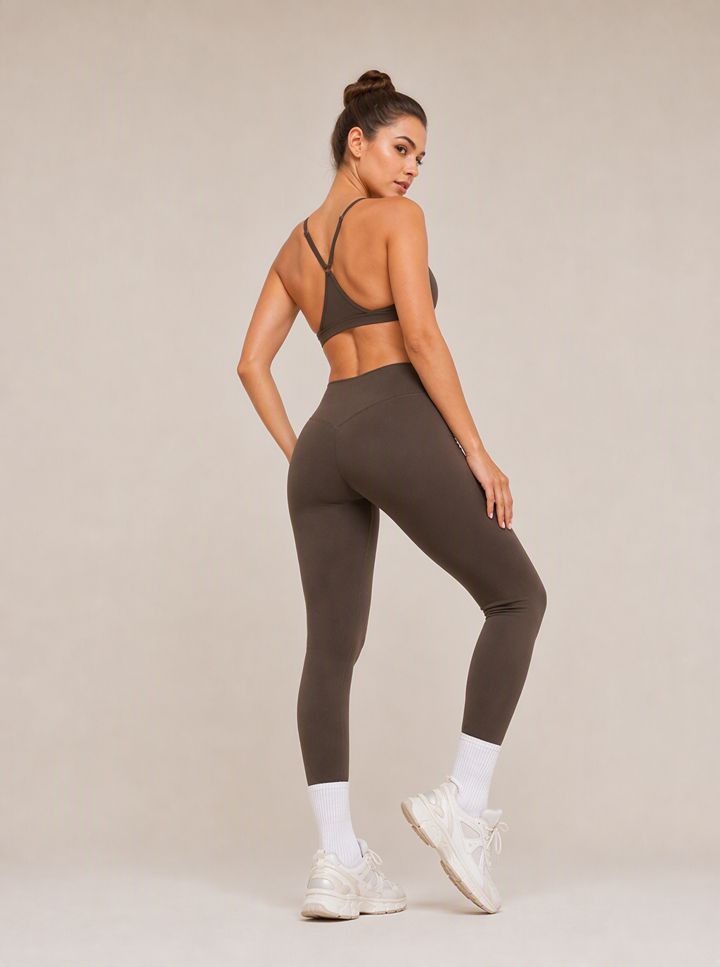 Avrane The Arielle Y-Back Top - women's adjustable Y-back scoop sports bra