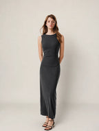 Avrane Paige Sleeveless Midi Dress