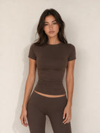 Avrane Barbara Crew Neck Crop Tee