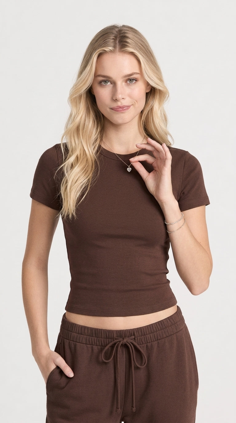 Avrane Hallie Crew Neck Crop Tee