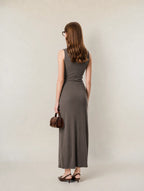 Avrane Paige Sleeveless Midi Dress