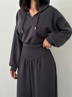 Avrane The Leona V-Waist Hoodie Set